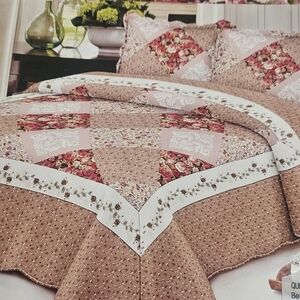 Floral Patchwork Quilt Set - Pink and Brown